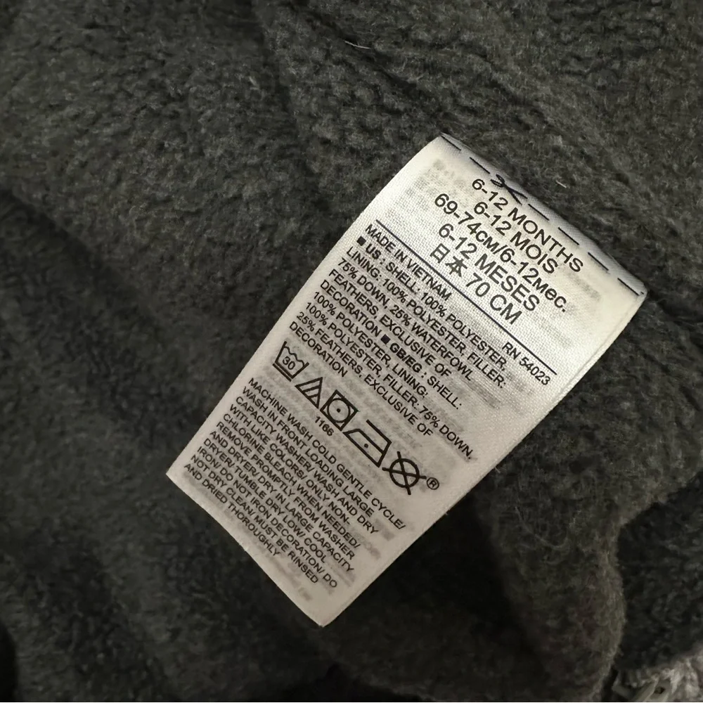 Gap Heathered Gray Down Snowsuit size 6-12 months